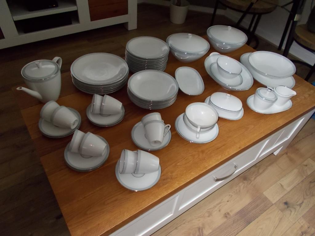 Servies Bavaria Tirschenreuth Germany 59 delig, Huis en Inrichting, Keuken | Servies, Ophalen, Zo goed als nieuw, Overige stijlen