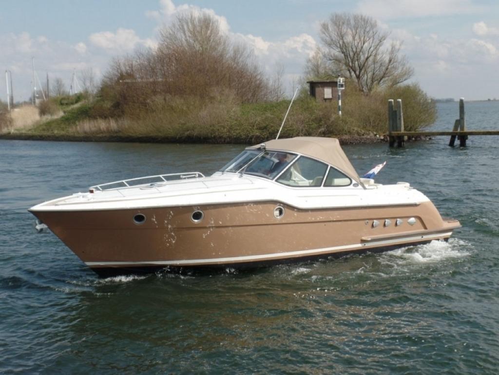 Tekoop Storebro J32, speedcruiser afmeting 10,15 x 3,40 m., Ophalen, Gebruikt, Binnenboordmotor, 6 meter of meer