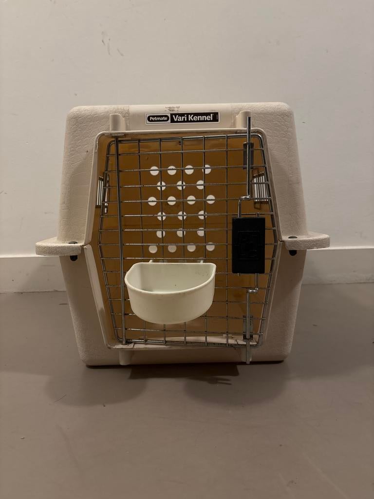 Petmate Vari Kennel – Wit – 453537 cm, Dieren en Toebehoren, Transportboxen, Gebruikt, Ophalen of Verzenden