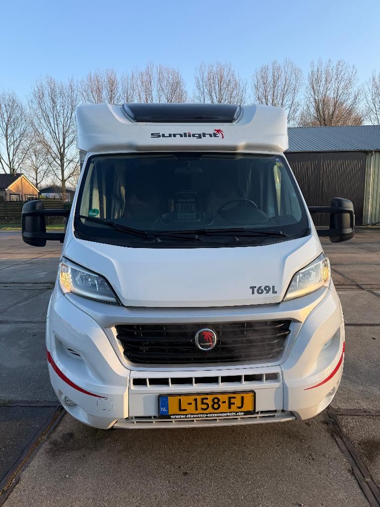 Camper Sunlight T69L 130PK privé verkoop, Automaat, Sunlight, Ringverwarming, Fiat