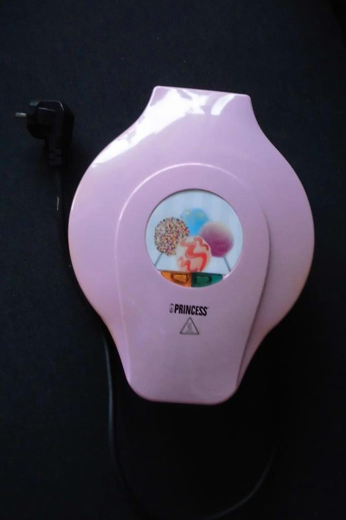 cake pop maker, Hobby en Vrije tijd, Taarten en Cupcakes maken, Ophalen of Verzenden, Zo goed als nieuw, Cupcakes, Bakvorm