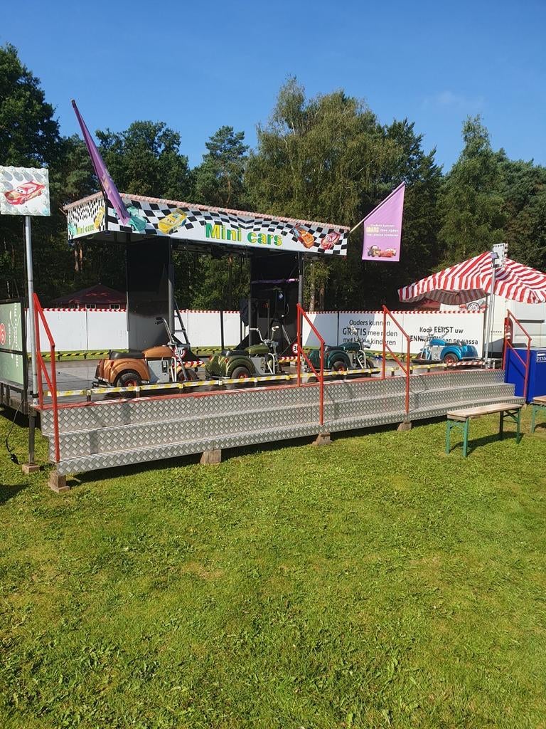 Tehuur minicars of botsautobaan vanaf 2 uurtjes voor 195 ex, Ophalen, Zo goed als nieuw