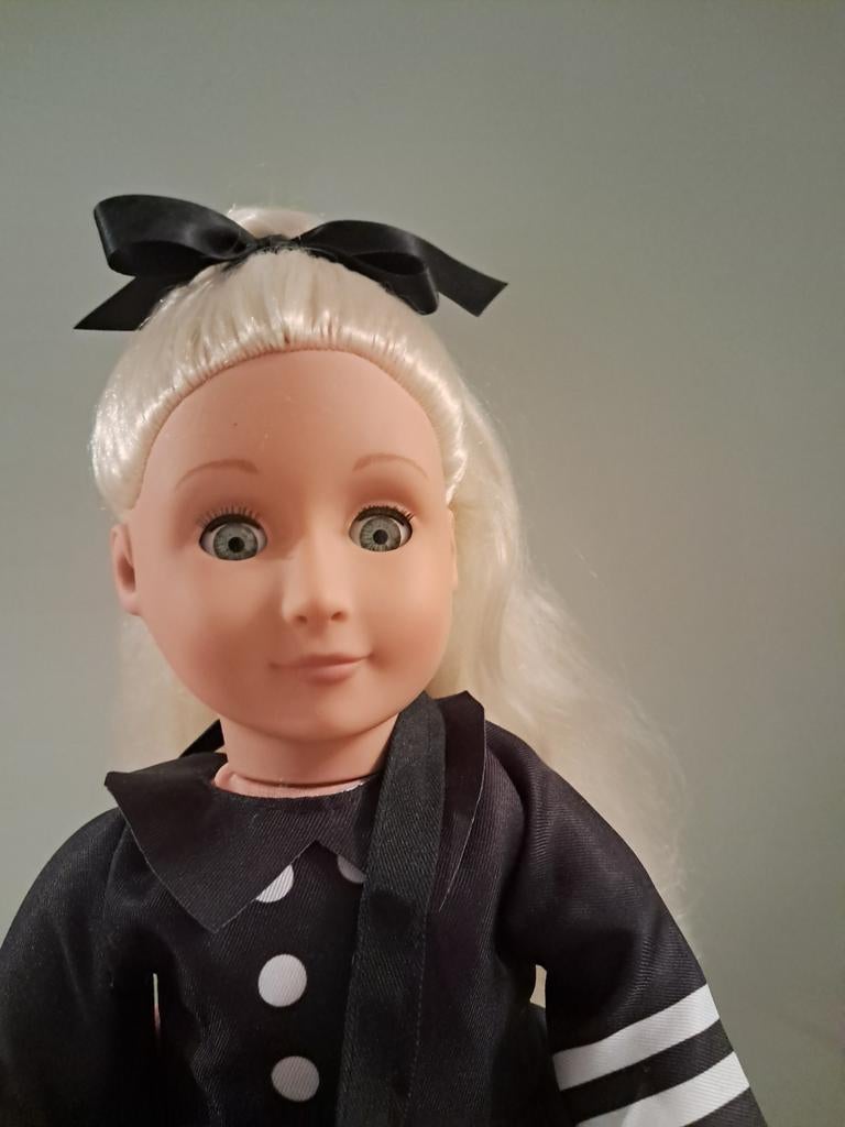 Gegeration doll, Ophalen of Verzenden, Zo goed als nieuw, Pop
