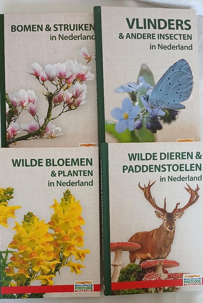 Natuurreeks van de Postcode Loterij 3 boeken, Boeken, Natuur, Ophalen of Verzenden, Gelezen