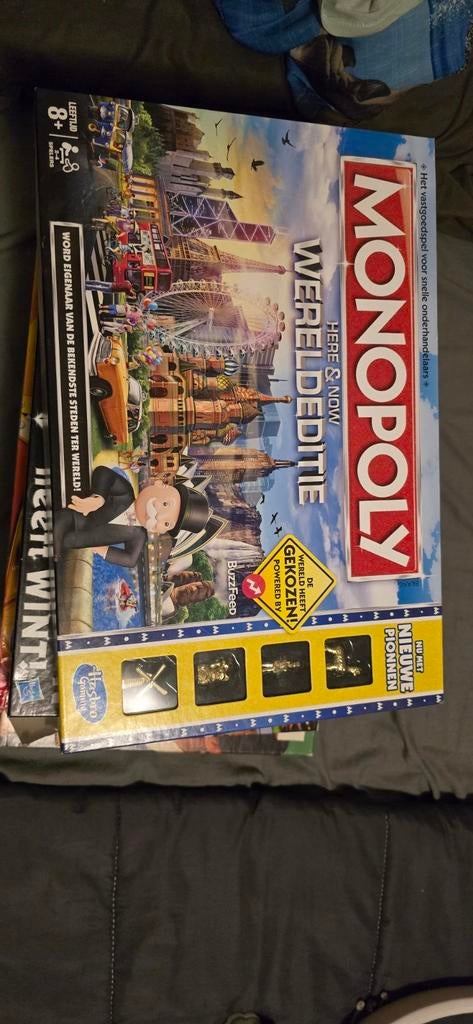 Monopoly Wereld Editie - Zo goed als nieuw!, Een of twee spelers, Ophalen of Verzenden, Zo goed als nieuw, Hasbro
