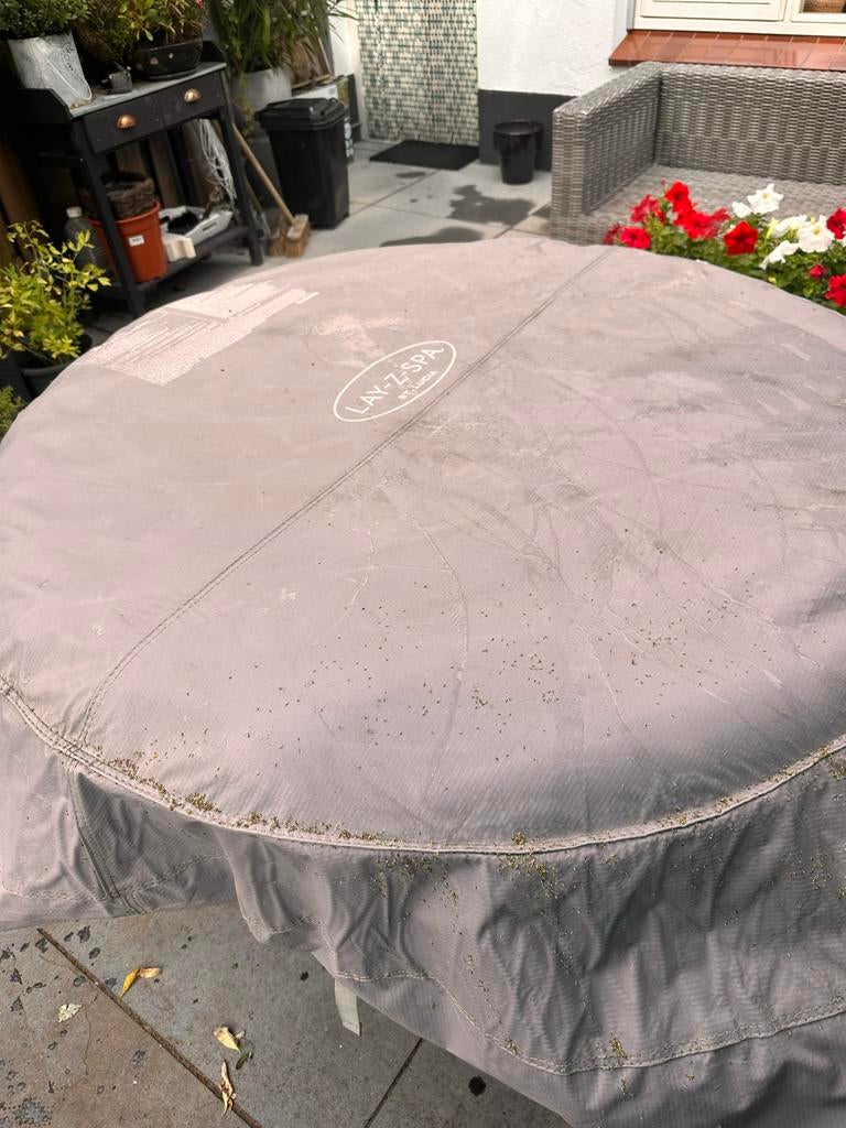 Afdek deksel lazy spa st. Lucia 1.70 cm doorsnee, Ophalen, Gebruikt