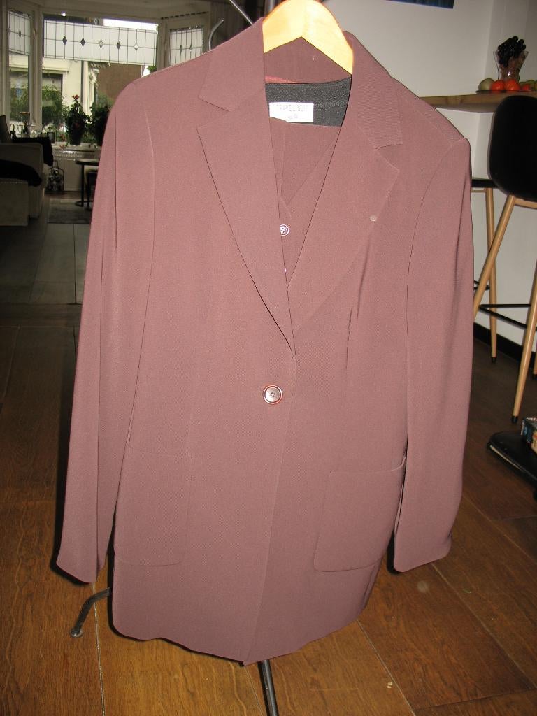 broekpak travel suit, Maat 38/40 (M), Kostuum of Pak, Overige kleuren, Ophalen of Verzenden