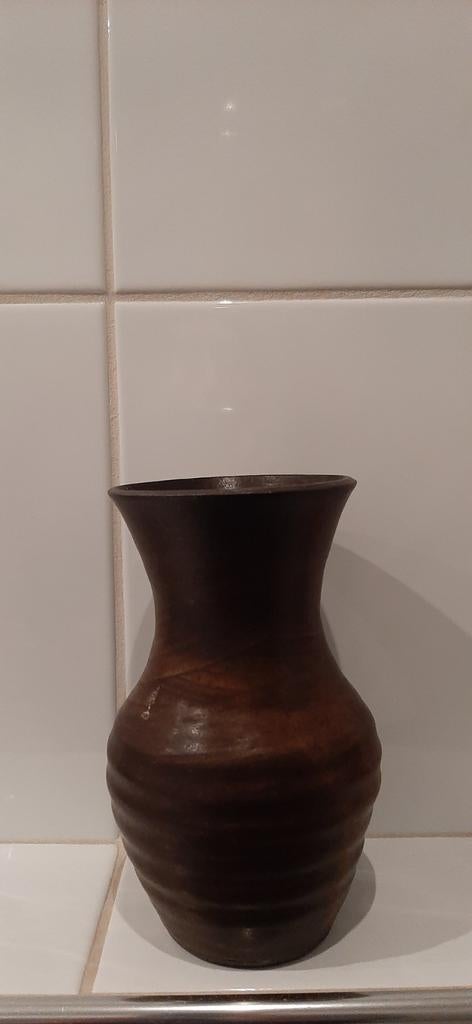 Retro J. de Graaf Elburg Vaasje - Bruin Aardewerk, Huis en Inrichting, Woonaccessoires | Vazen, Gebruikt, Overige kleuren, Minder dan 50 cm