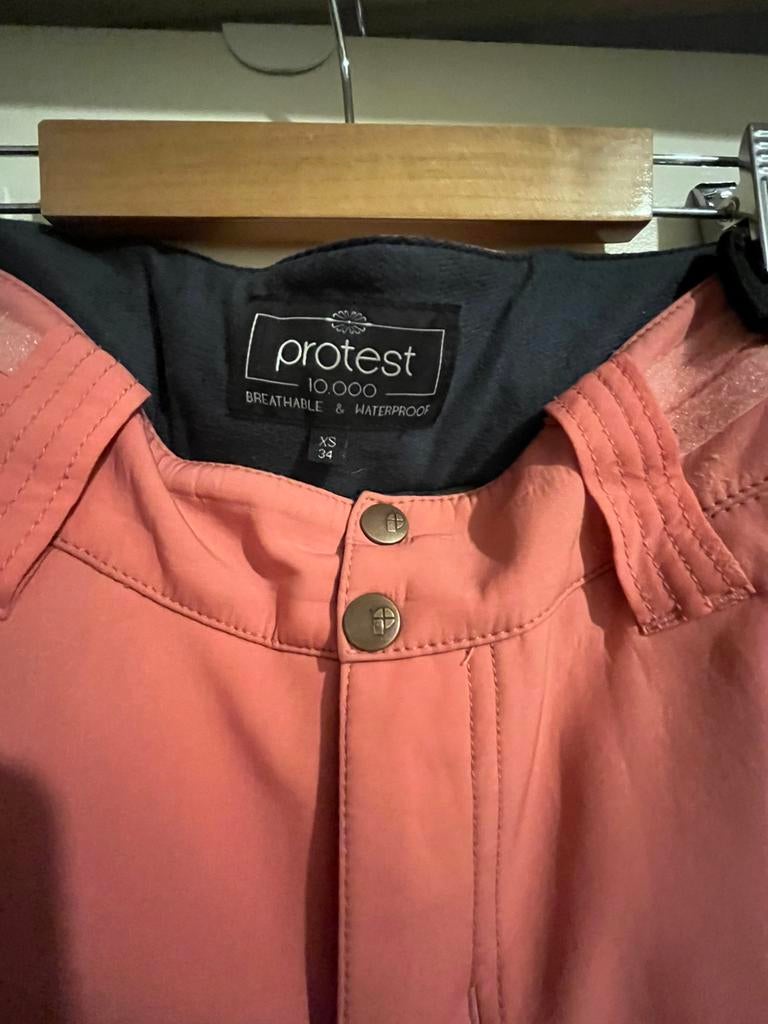 Protest, skibroek, maat 34 / XS, Kleding | Dames, Wintersportkleding, Ophalen of Verzenden, Zo goed als nieuw, Maat 34 (XS) of kleiner
