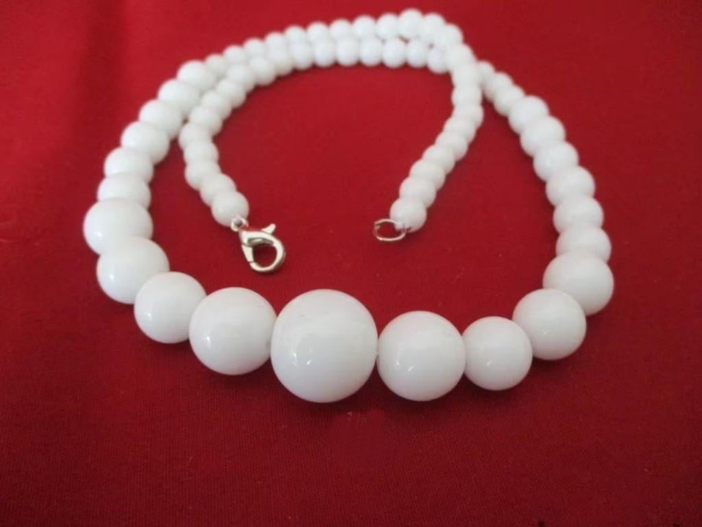 Halsketting van witte Jade, Verzenden, Nieuw, Wit, Steen of Mineraal