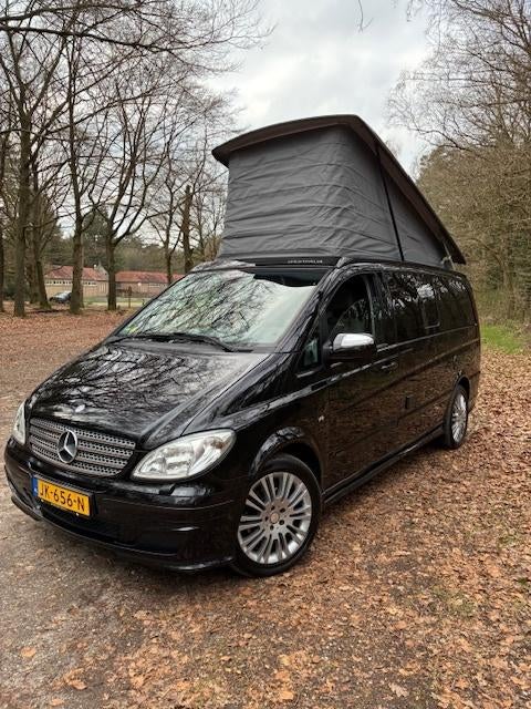 Camper : Mercedes-Benz Viano  3.0 CDI AUT 2010 Zwart, Auto's, Stof, Overige carrosserieën, 4 stoelen, 11 km/l
