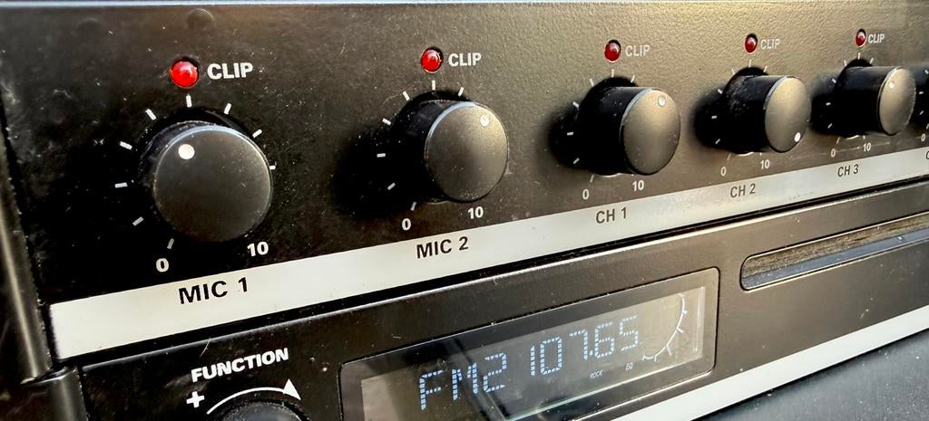 Door inruil verkregen 19” mix unit, Ophalen of Verzenden, Gebruikt, Audio