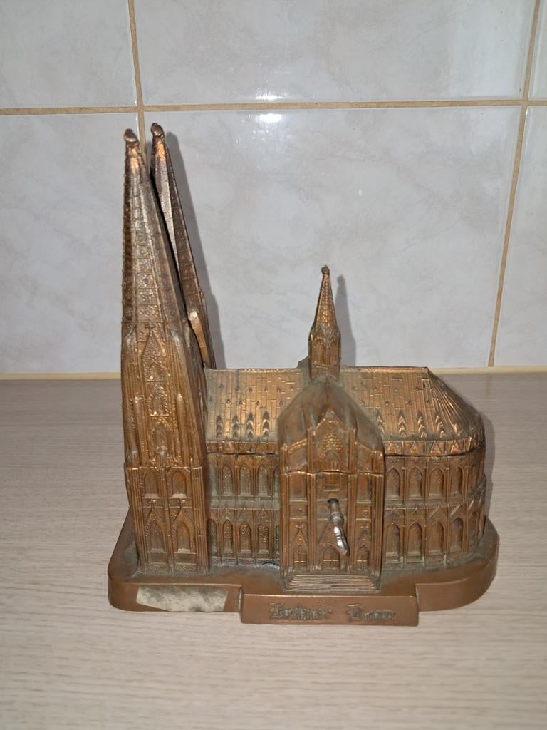 Kölner dohm muziekdoos met sleutel, Ophalen of Verzenden