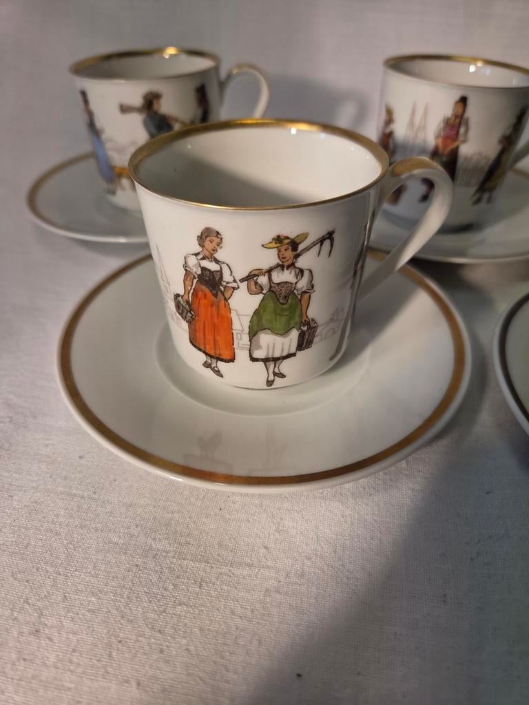 Vintage Suise Langenthal porcelijnen kopjes 6 stuks, Ophalen