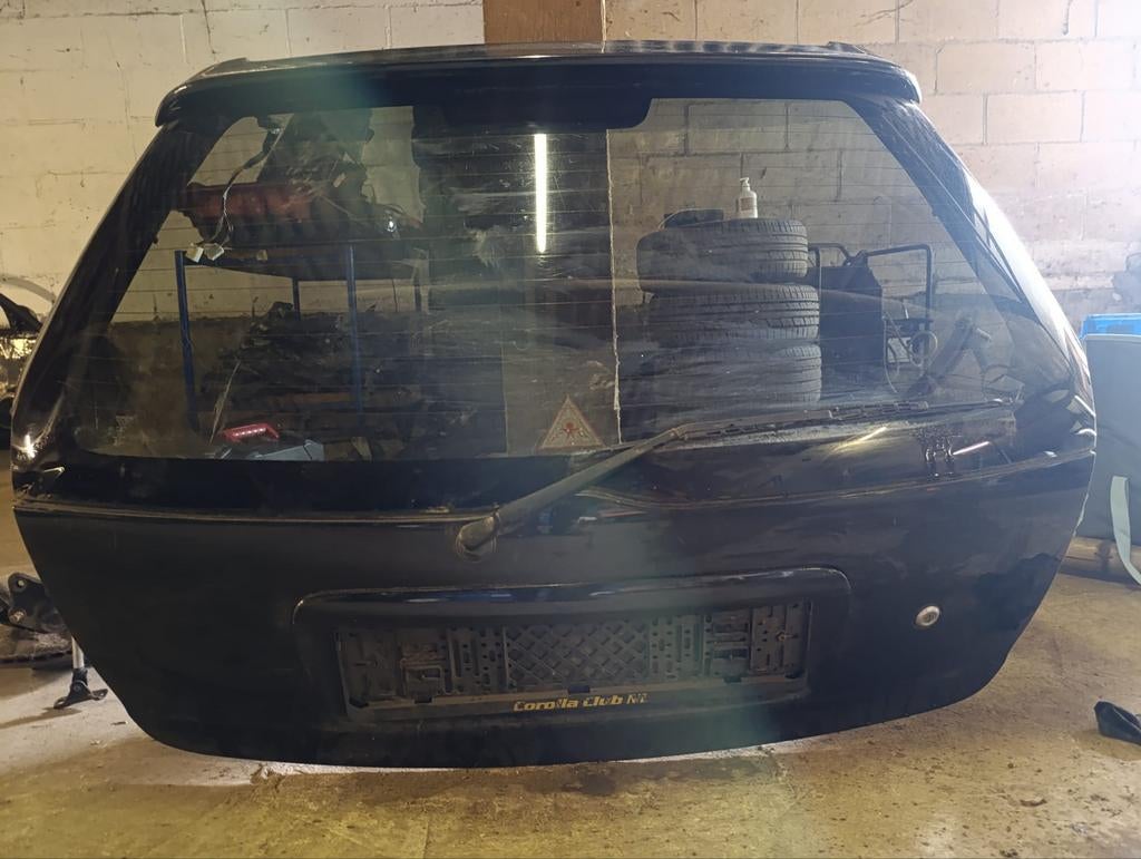 Onderdelen Toyota Corolla hatchback 1997, Auto-onderdelen, Ophalen, Gebruikt, Toyota, Voor