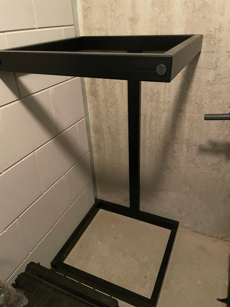 Metalen onderstel tafel 180x80x72 cm 25 euro, Ophalen, Tafelpoot, Gebruikt, 50 tot 100 cm