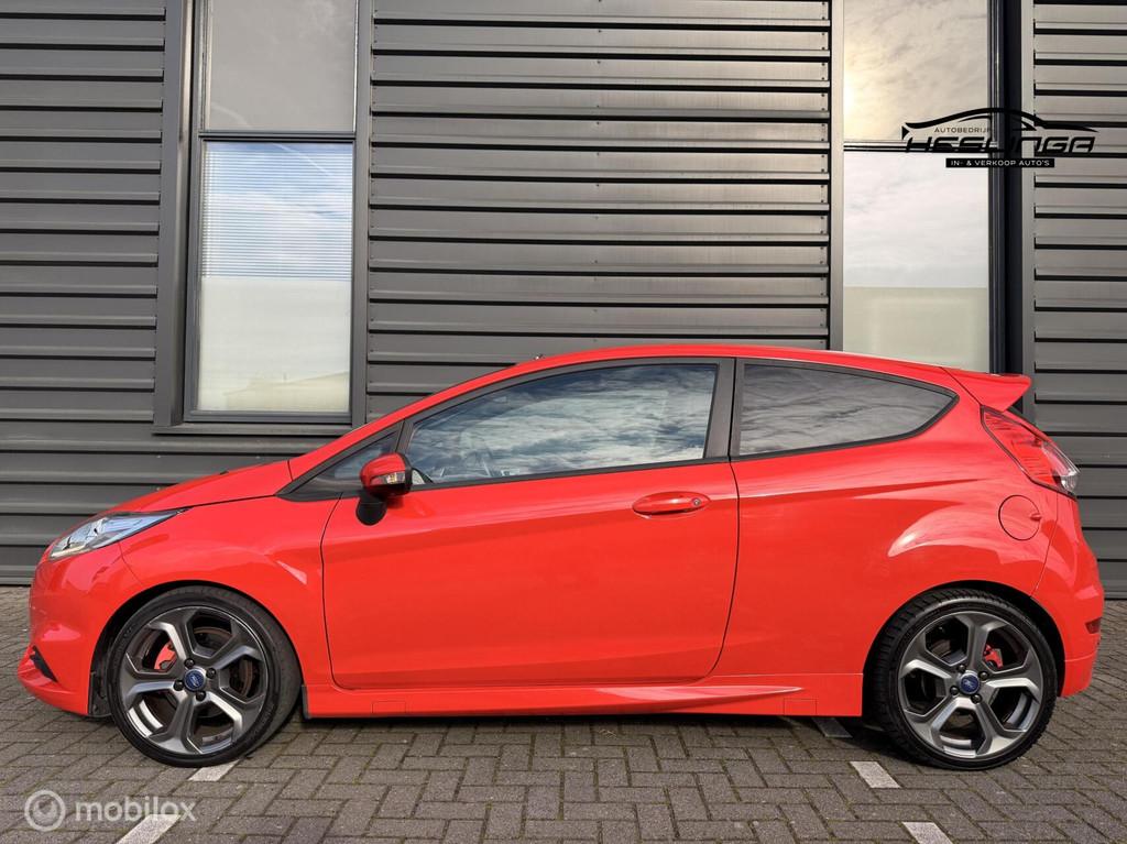 Ford Fiesta 1.6 ST2 | Nieuwstaat | Stoelverwarming, Auto's, Ford, Voorwielaandrijving, 1063 kg, Gebruikt, 4 cilinders