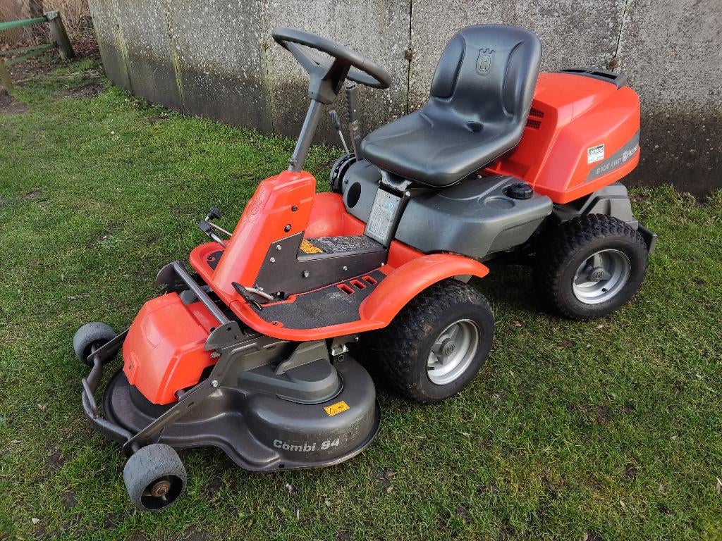 HUSQVARNA zitmaaier (type Rider 216AWD, 15,5 pk, 4WD, 94 cm)