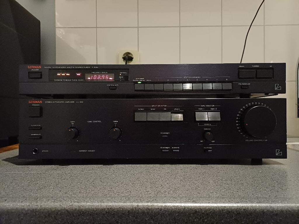 Luxman LV-100 Versterker en T-100L Tuner, Tuner of Radio, Refurbished, Losse componenten, Ophalen