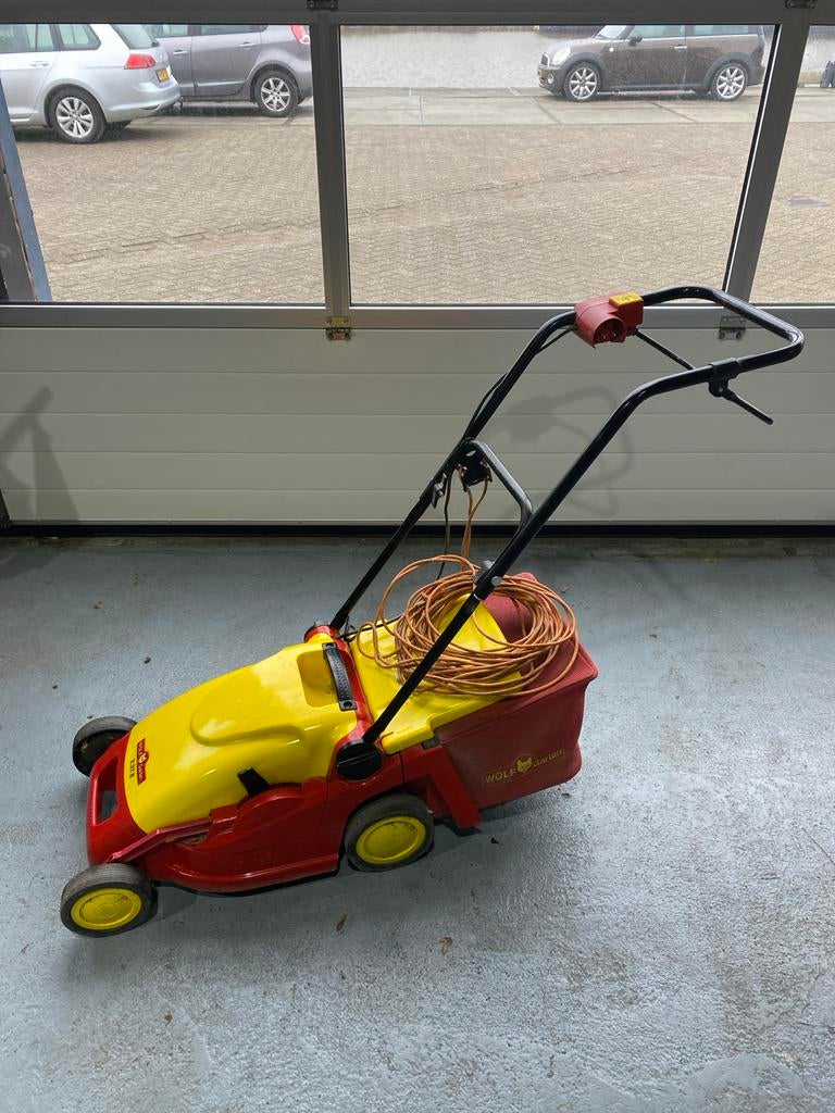 Wolf Garten elektrische grasmaaier met opvangzak, Cirkelmaaier, Gebruikt, Elektrische grasmaaier, Ophalen of Verzenden