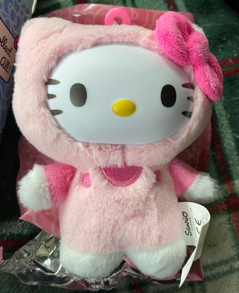 Hello Kitty And Friends Collectible Plush With Vinyl Face, Kinderen en Baby's, Speelgoed | Knuffels en Pluche, Overige merken