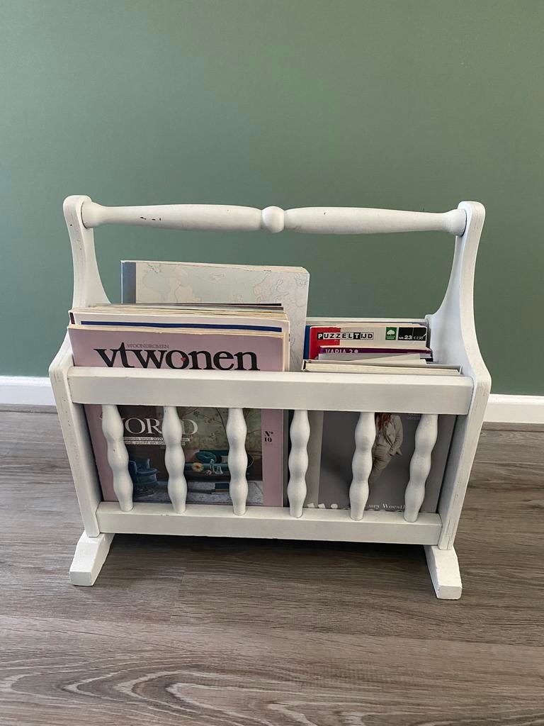 Tijdschriftenbak van hout, wit, Huis en Inrichting, Woonaccessoires | Krantenbakken en Lectuurbakken, Ophalen, Zo goed als nieuw