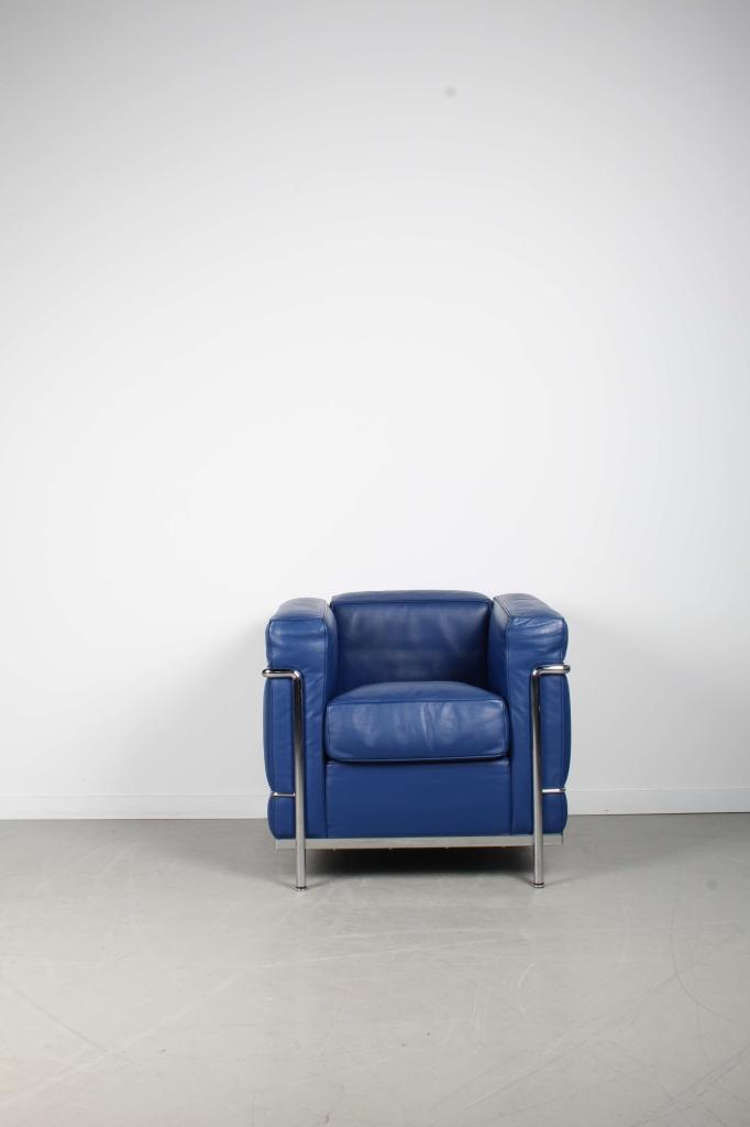 1x Cassina LC2 Le Corbusier Fauteuil Blauw Leer – Chroom, Huis en Inrichting, Fauteuils, Niet ingevuld, Minder dan 75 cm, Niet ingevuld