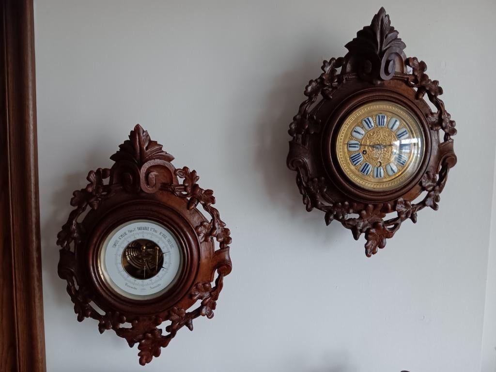 Antieke klok en barometer, Ophalen