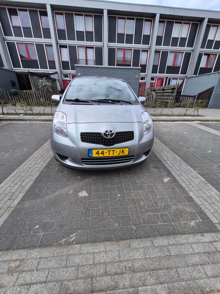 Toyota Yaris 1.4 D4D 2007, Auto's, Voorwielaandrijving, Metallic lak, Particulier, 14 cc