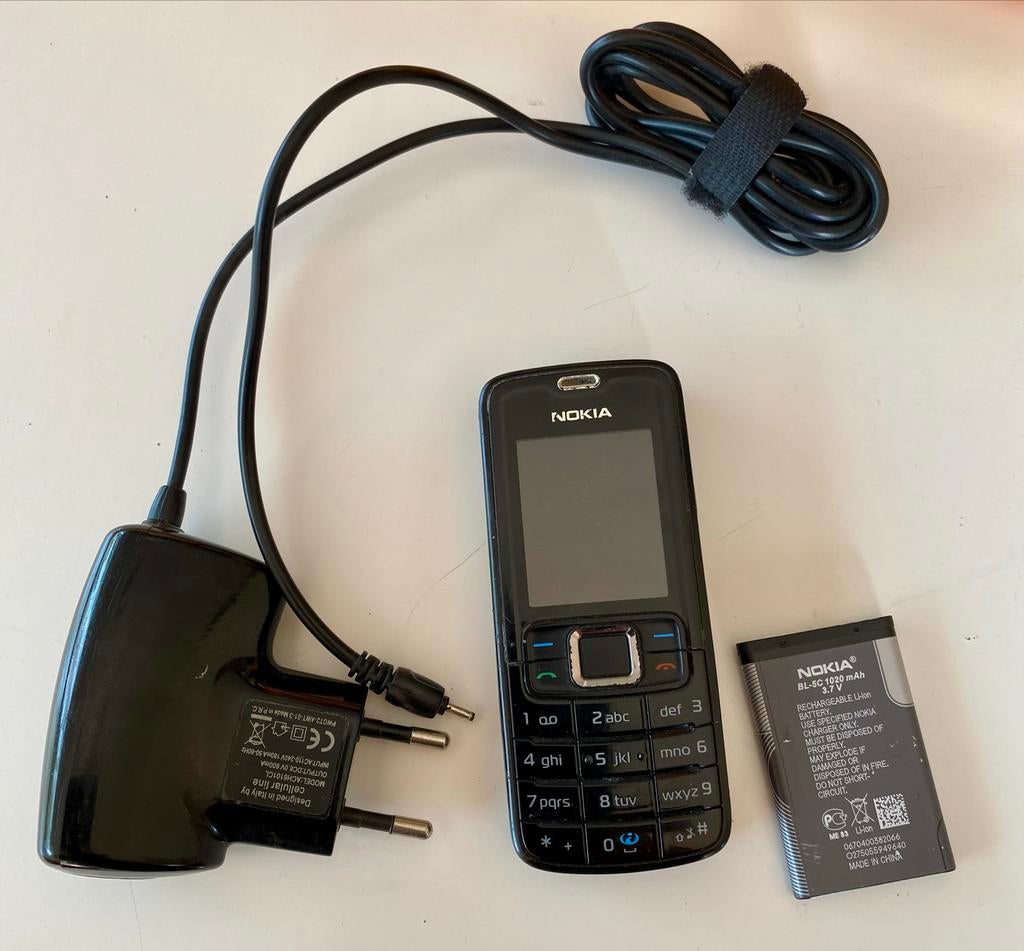 Nokia 3110c met oplader, Gebruikt, Zwart, Fysiek toetsenbord, Ophalen of Verzenden