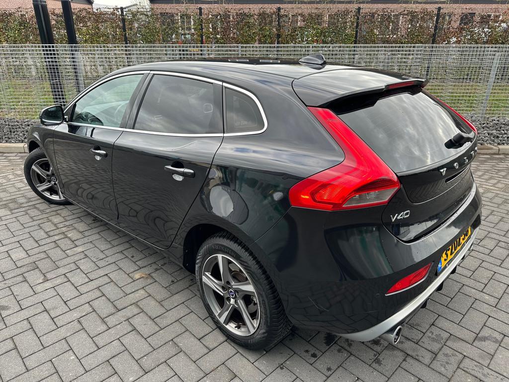 Volvo V40 2.0 D4 R-Design Business / Navi / PDC / Clima / Cr, Voorwielaandrijving, Euro 5, Stof, Gebruikt