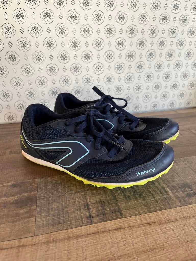 Atletiek schoenen spikes Kalenji maat 40, Sport en Fitness, Loopsport en Atletiek, Overige merken, Gebruikt, Ophalen of Verzenden