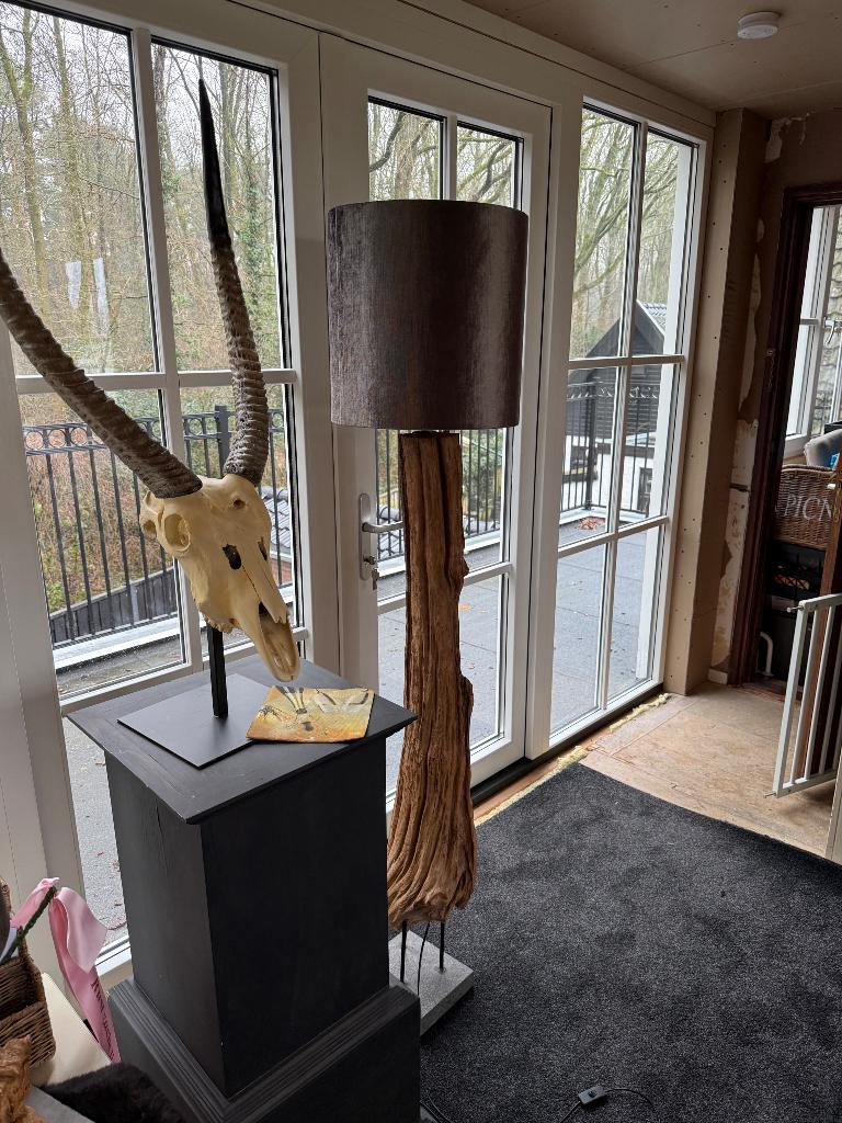 Grote houten Rofra lamp met luxe kap, Ophalen, 150 tot 200 cm, Hout, Landelijk