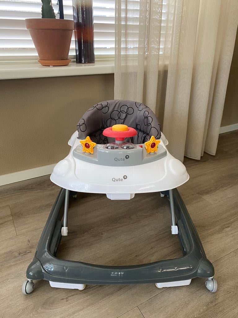 Loopstoel baby, Ophalen, Zo goed als nieuw