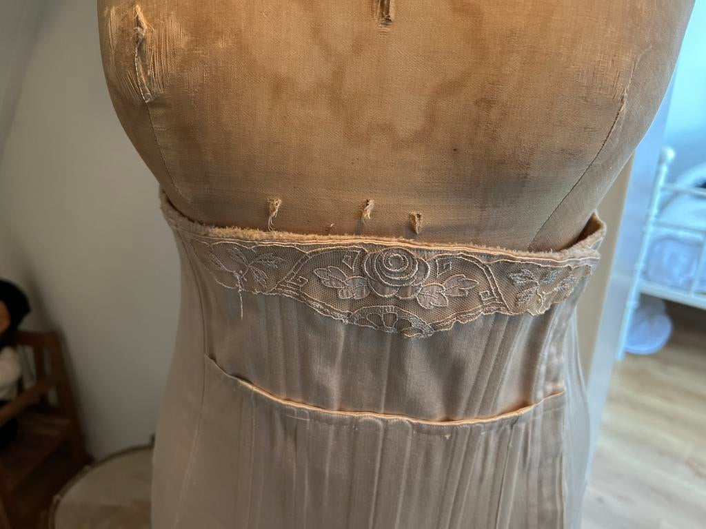 Antieke paspop/buste met korset - Decoratief object, Ophalen