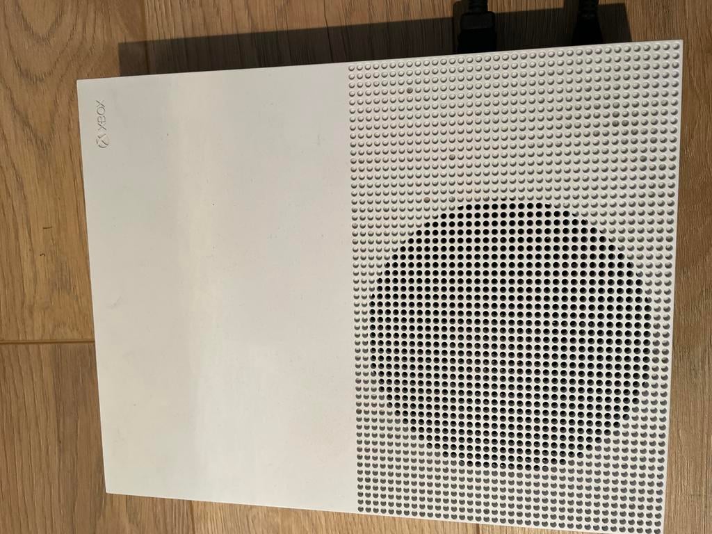 Xbox One S All Digital 1TB + controller + HDMI, Spelcomputers en Games, Spelcomputers | Xbox One, Gebruikt, Xbox One S All-digital