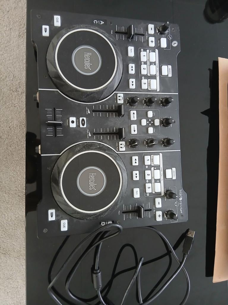 Hercules DJ set, Muziek en Instrumenten, Dj-sets en Draaitafels, Ophalen of Verzenden, Zo goed als nieuw, Overige merken