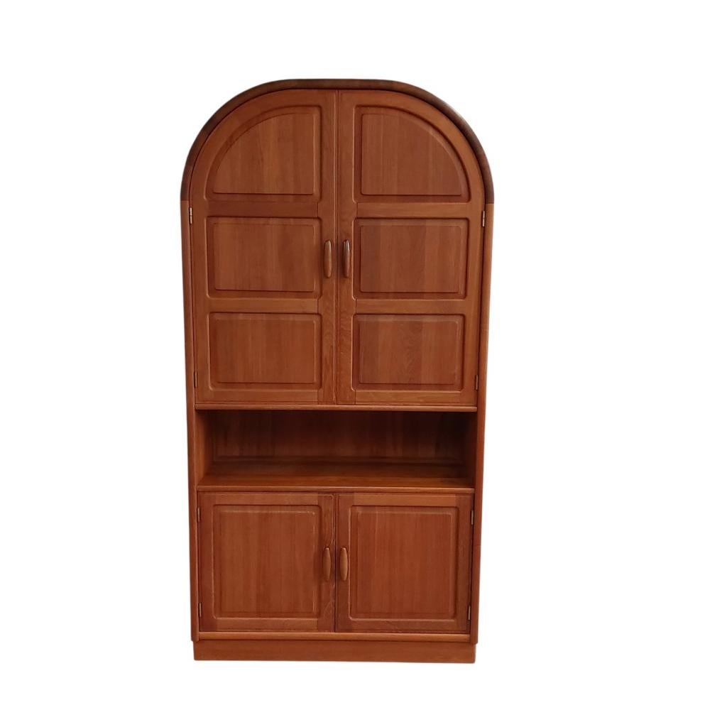 Vintage teakhouten Dyrlund boogkast, wandmeubel, Huis en Inrichting, Ophalen, 200 cm of meer, Dyrlund, Minder dan 150 cm