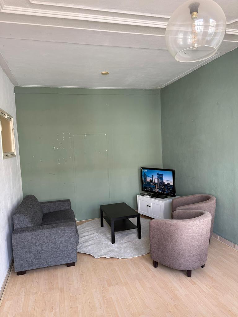 Ruime kamers  tijdelijk 2 of 3 personen, Gelderland, Direct bij eigenaar, 3 kamers, 50 m²
