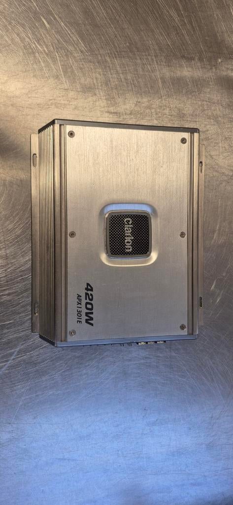 Clarion versterker 420W APX1301E, Auto diversen, Autoradio's, Ophalen of Verzenden