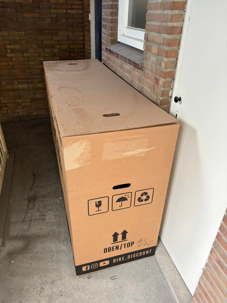 Gratis: Stevige kartonnen fietsdoos, Ophalen, Doos, 100 cm of meer, 60 cm of meer