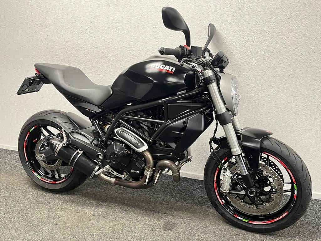 Prachtige Ducati MONSTER 797 A2 35 kW (bj 2017), Motoren, Motoren | Ducati, DUCATI, 2 cilinders, Bedrijf, Onbekend