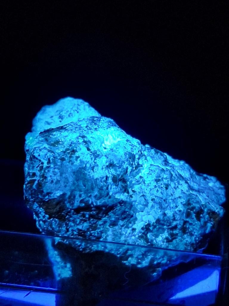 HYDROZINKIET (=UV), Verzamelen, Mineralen en Fossielen, Ophalen of Verzenden, Mineraal