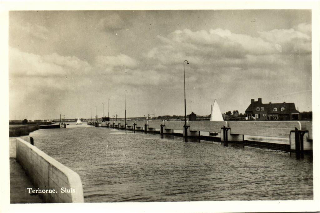 Terhorne. Sluis - zeilboten - gelopen, Verzamelen, Ansichtkaarten | Nederland, Gelopen, Noord-Brabant, Voor 1920, Ophalen of Verzenden