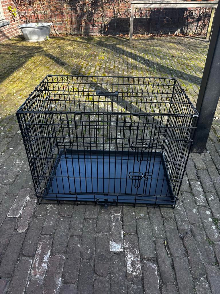 DEGELIJKE HONDENBENCH 2-DEURS ZWART 76X48X58 CM, Dieren en Toebehoren, Ophalen, Gebruikt