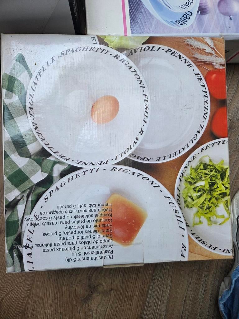 5 delige pastaschalenset, Ophalen of Verzenden, Nieuw, Overige thema's, Pons of Mal