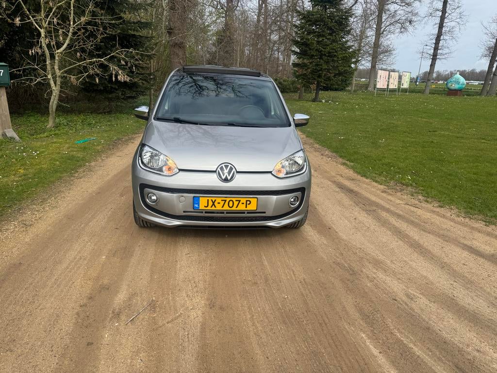 Volkswagen up! 1.0 44KW/60PK 3-DRS 2016 Grijs, Auto's, Voorwielaandrijving, Stof, 840 kg, 4 stoelen