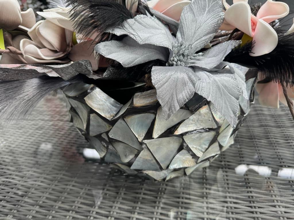 Schelpen Vaas Zilver Mother Pearl met Kunst Boeket, Ophalen, Overige materialen, Overige kleuren, Zo goed als nieuw