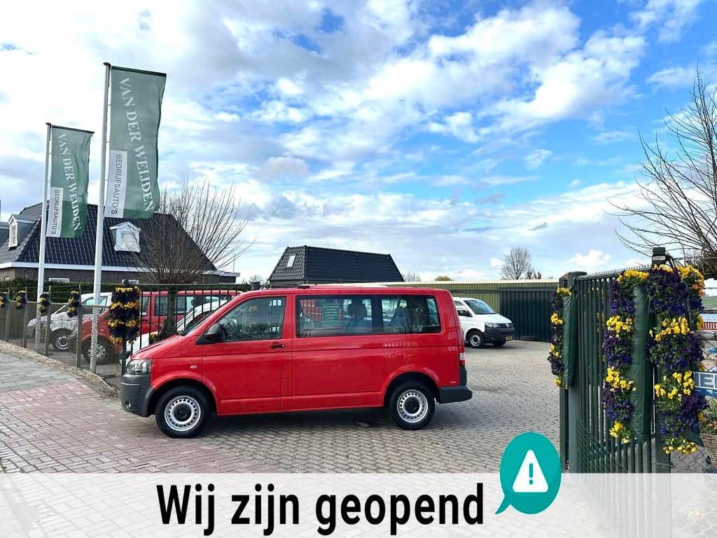 Volkswagen Transporter Kombi 2.0 TDI 9 PERSOONS AUTOMAAT Air, Auto's, Volkswagen, Euro 5, Stof, Gebruikt, 241 €/maand