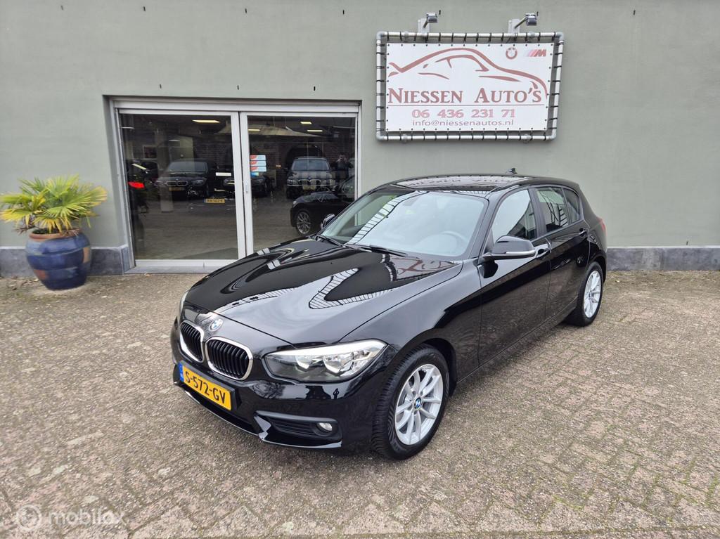 BMW 1-serie F20 lci 116i executive Carplay/Turbo vervangen, 1-Serie, 1280 kg, Zwart, 19 km/l